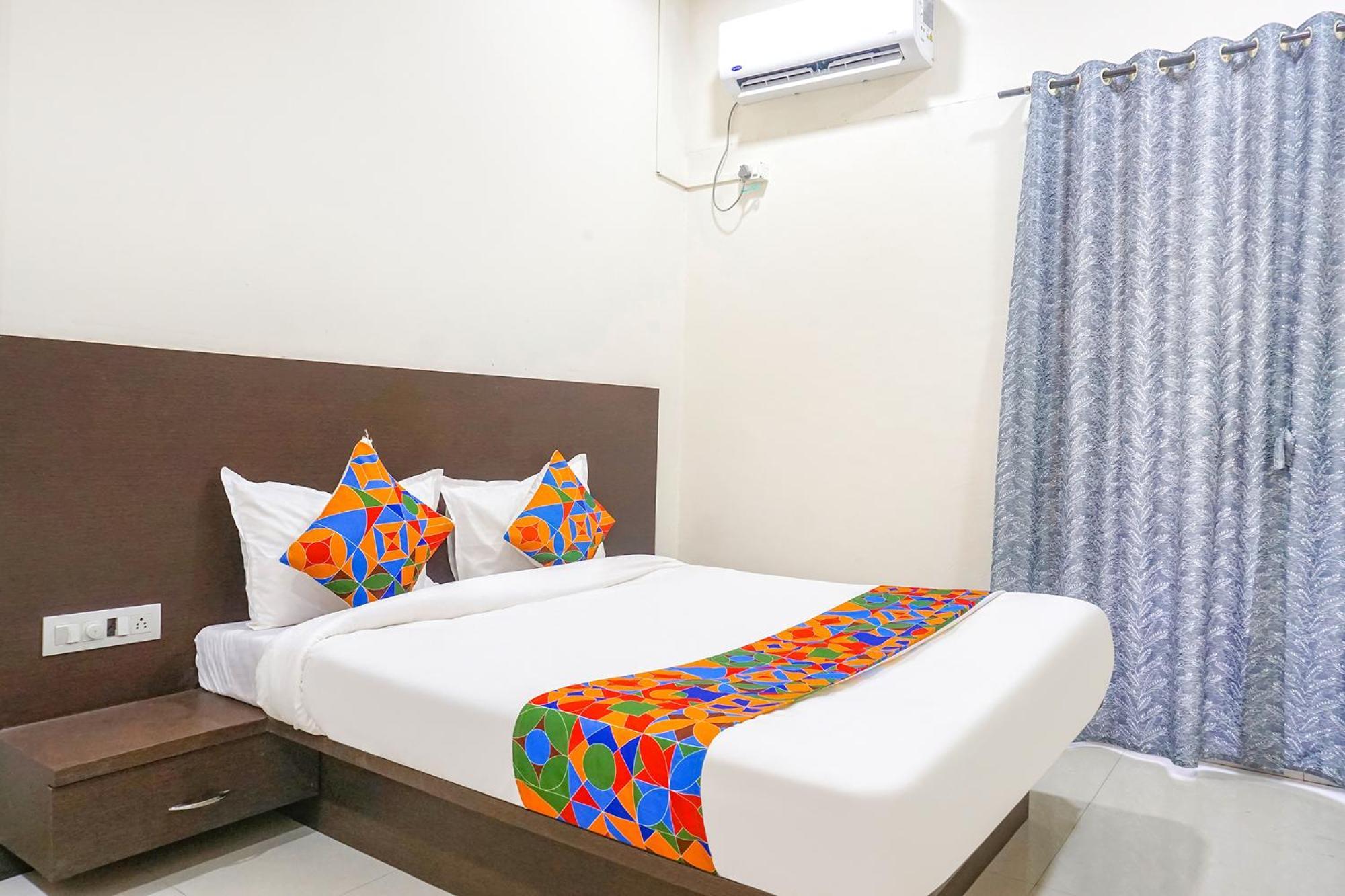 Fabhotel Om Sai - Nr Nashik Railway Station Exterior foto